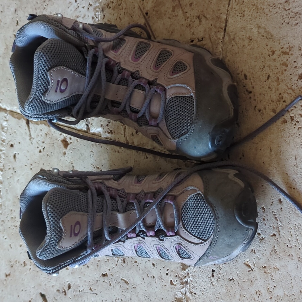 Oboz hiking boots
